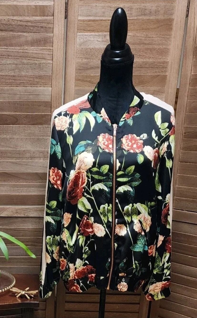 Jeans By Buffalo Womens Size Large L Retro Floral Rose Zip-Up Black Jacket
